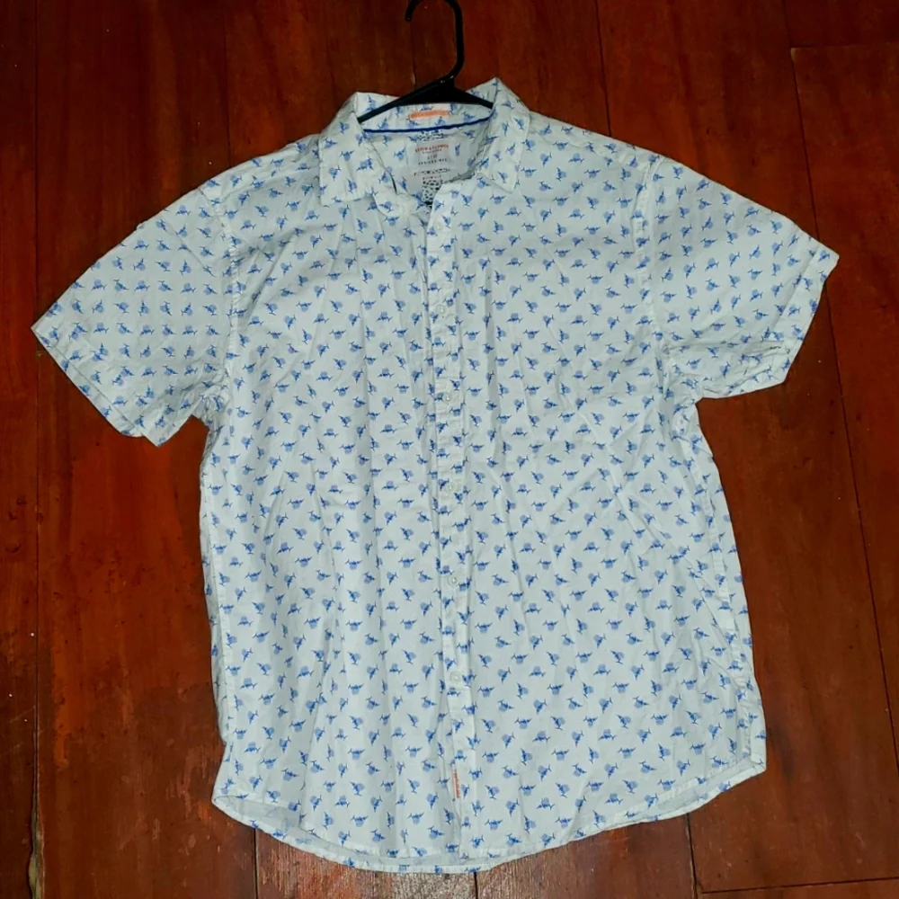 Men Button Down shirt - Picture 1 of 4